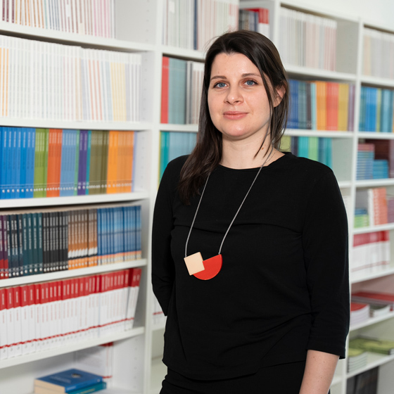 BEE_Ritratti_149_AblD_ERIKA Erika Milite - Bottega Errante Edizioni - ritratto 2024 © Alice BL Durigatto